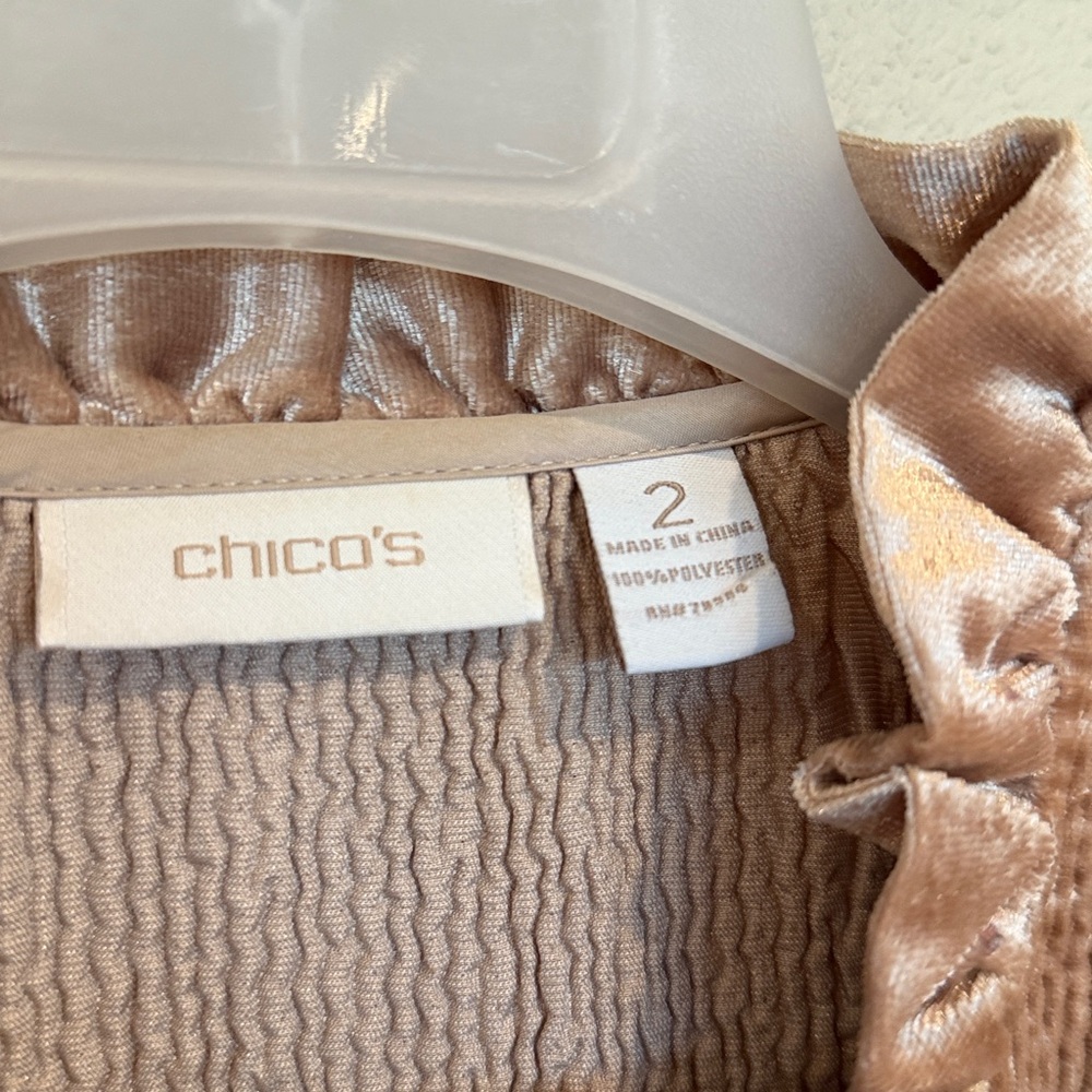 Chico's Keily Rippled Ruffle Jacket in stardust velvet size 2 - Picture 4 of 7